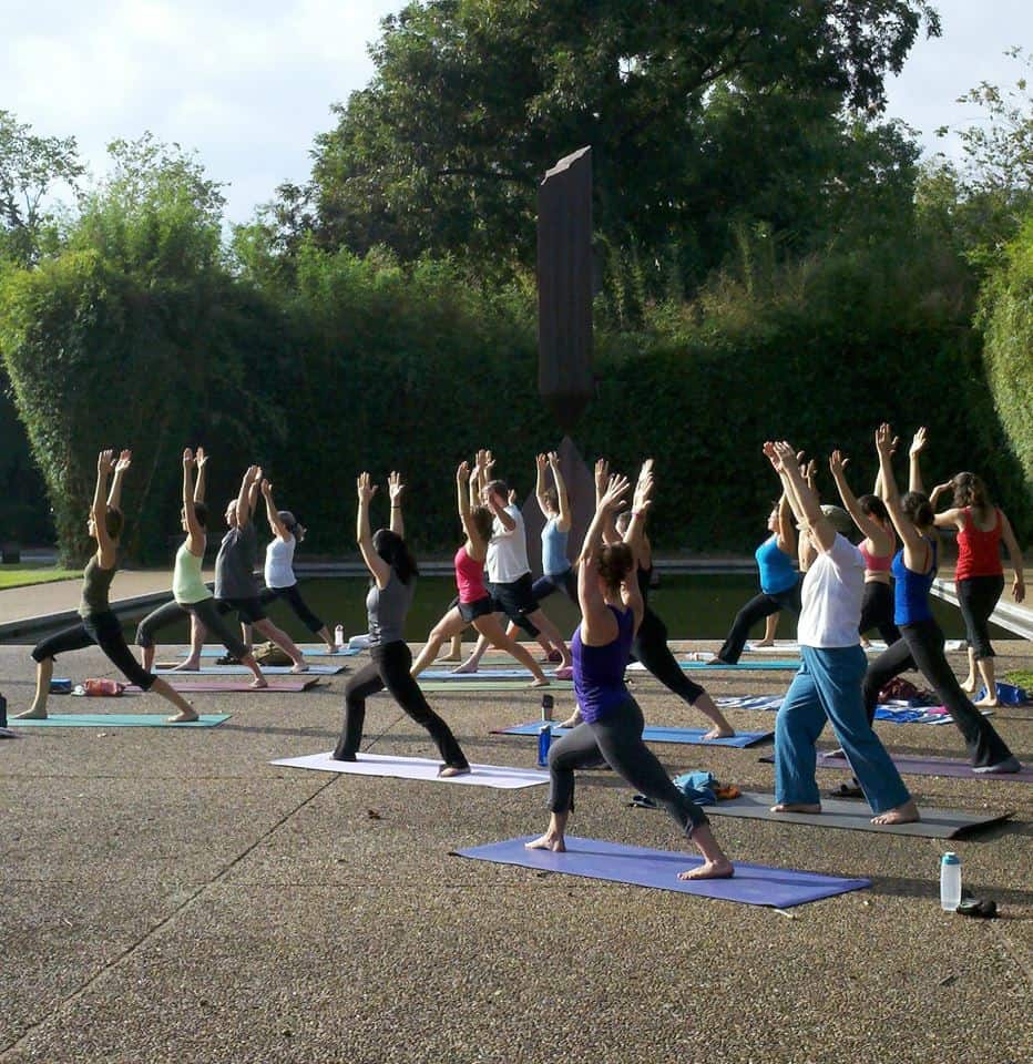 yoga-on-the-plaza