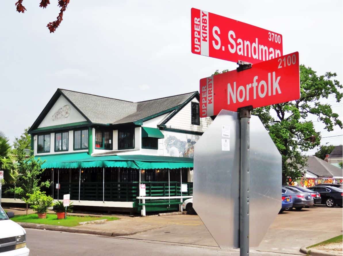 Norfolk at Sandman - Star Pizza